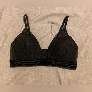 Auden Black Lacey Bralette - Medium